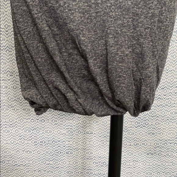 lululemon Boulevard Bliss Skirt - Heather grey - Picture 3 of 9